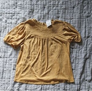 NWT mustard top
